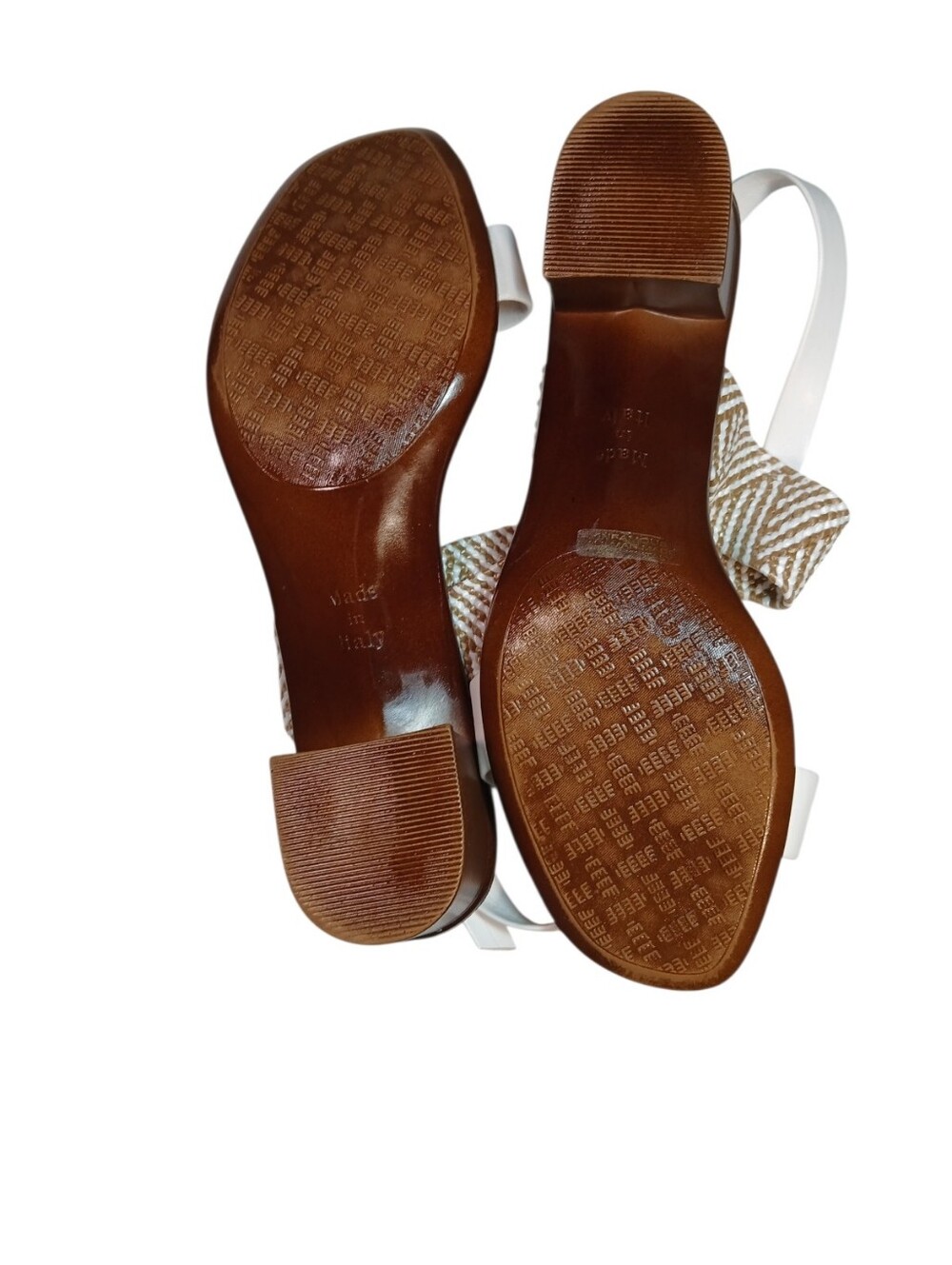 Italian Shoemaker 2" Heel Sandals sz 9.5 - Picture 9 of 9